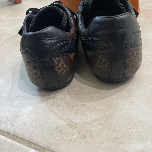 Louis Vuitton Men's Sneakers - Picture 8 of 11